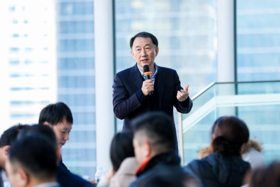 专家分享眼科发展新成果 助青年医学人才快速成长(图2)