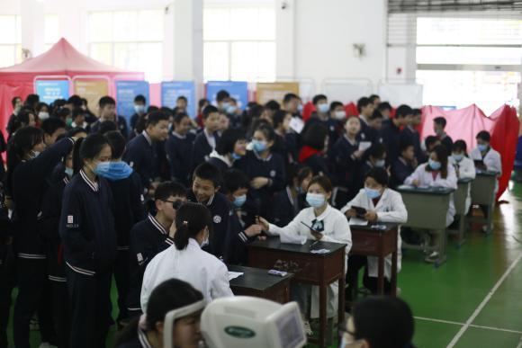点击查看原始图片 确定南昌普瑞眼科医院为“南昌市儿童青少年近视防控基地医院”!(图10)