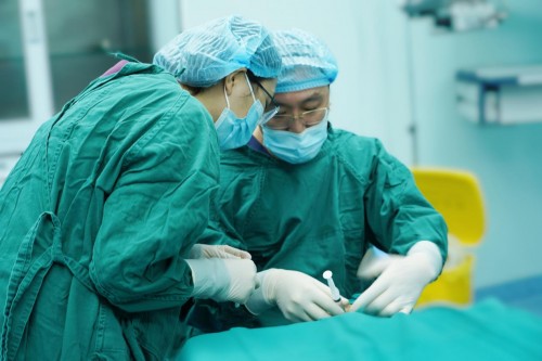 四川眼科医院抗疫纪实:一面战疫情,一面护光明(图10) 四川眼科医院抗疫纪实:一面战疫情,一面护光明(图10)