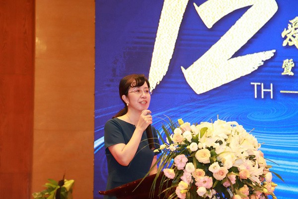 第12届爱尔眼科眼科学术交流峰会在贵阳顺利举行(图4) 第12届爱尔眼科眼科学术交流峰会在贵阳顺利举行(图4)