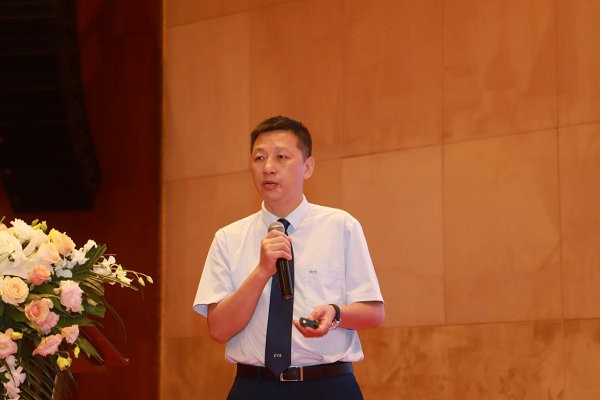 第12届爱尔眼科眼科学术交流峰会在贵阳顺利举行(图9) 第12届爱尔眼科眼科学术交流峰会在贵阳顺利举行(图9)