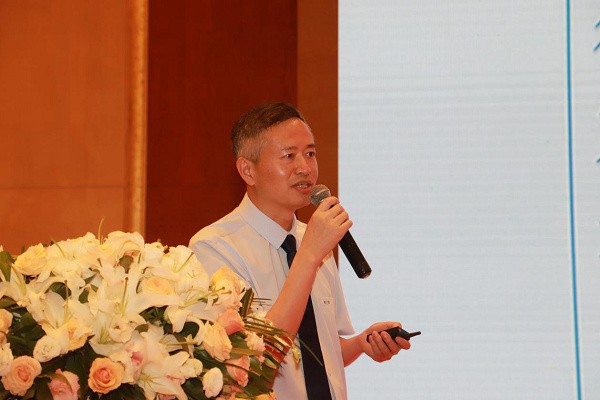 第12届爱尔眼科眼科学术交流峰会在贵阳顺利举行(图16) 第12届爱尔眼科眼科学术交流峰会在贵阳顺利举行(图16)